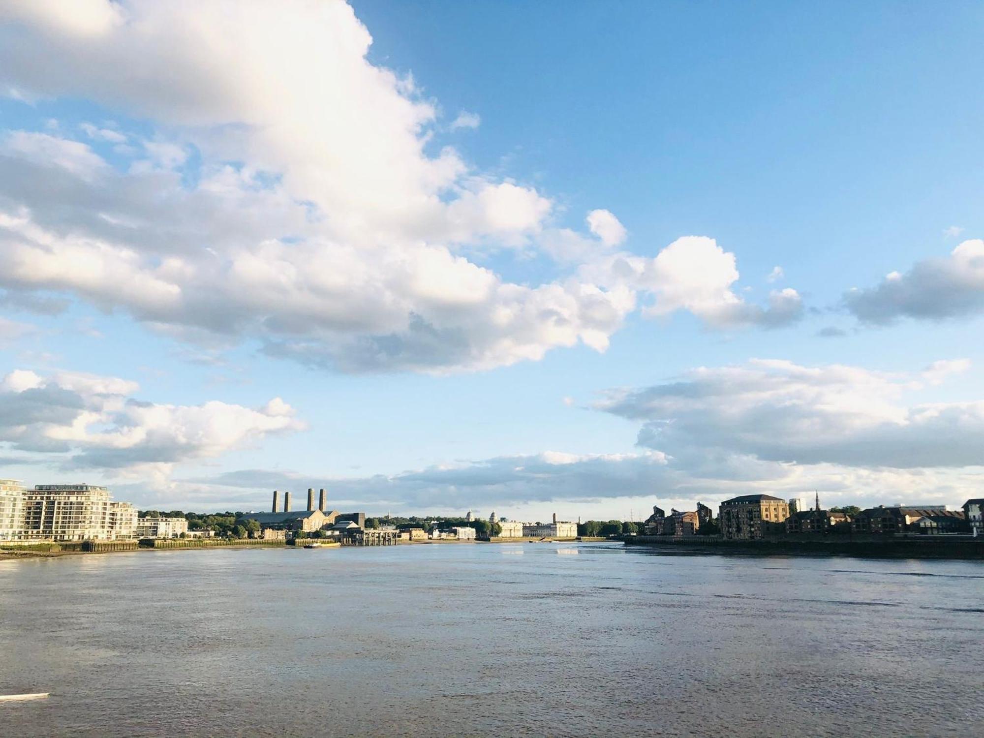 Greenwich Apartment With A River View & Balcony Near The 02 Arena & North Greenwich With Free Wifi & Fast Links Into Central London Exterior photo